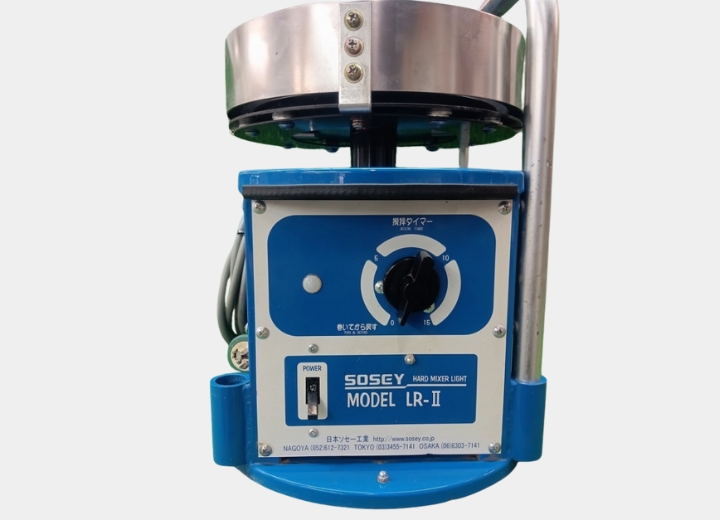 業務用 電動撹拌機(ミキサー) 型番・操作ダイヤル部の外観