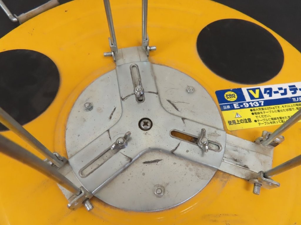 e-9137-03.jpg