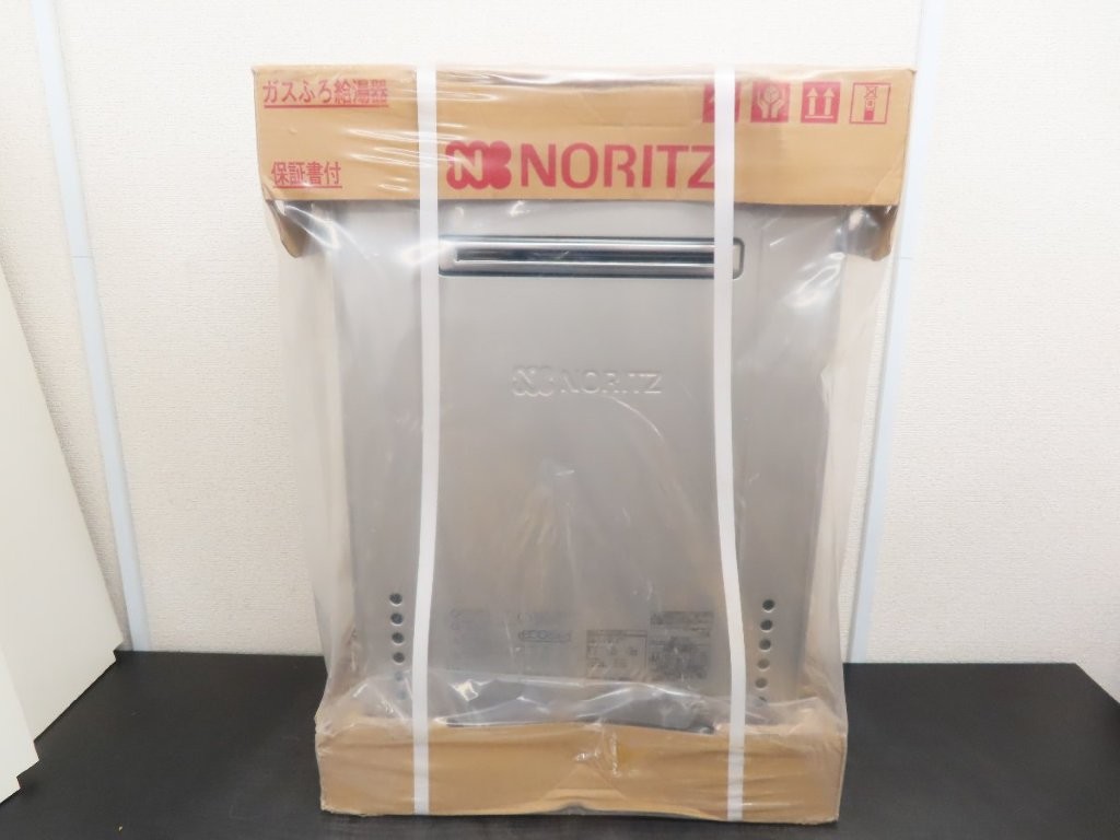 ノーリツ ガス給湯器 GT-C2462SAWX-2-BL-20A 都市ガス用12A・13A 1.jpg
