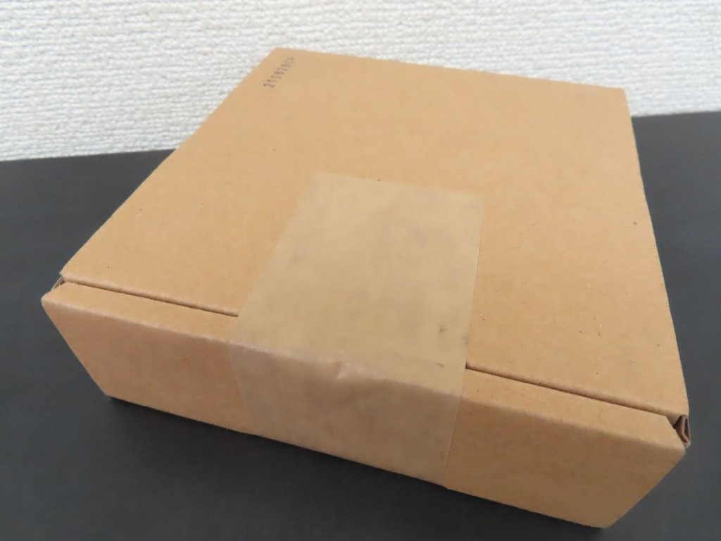 rc-7606m-03.jpg