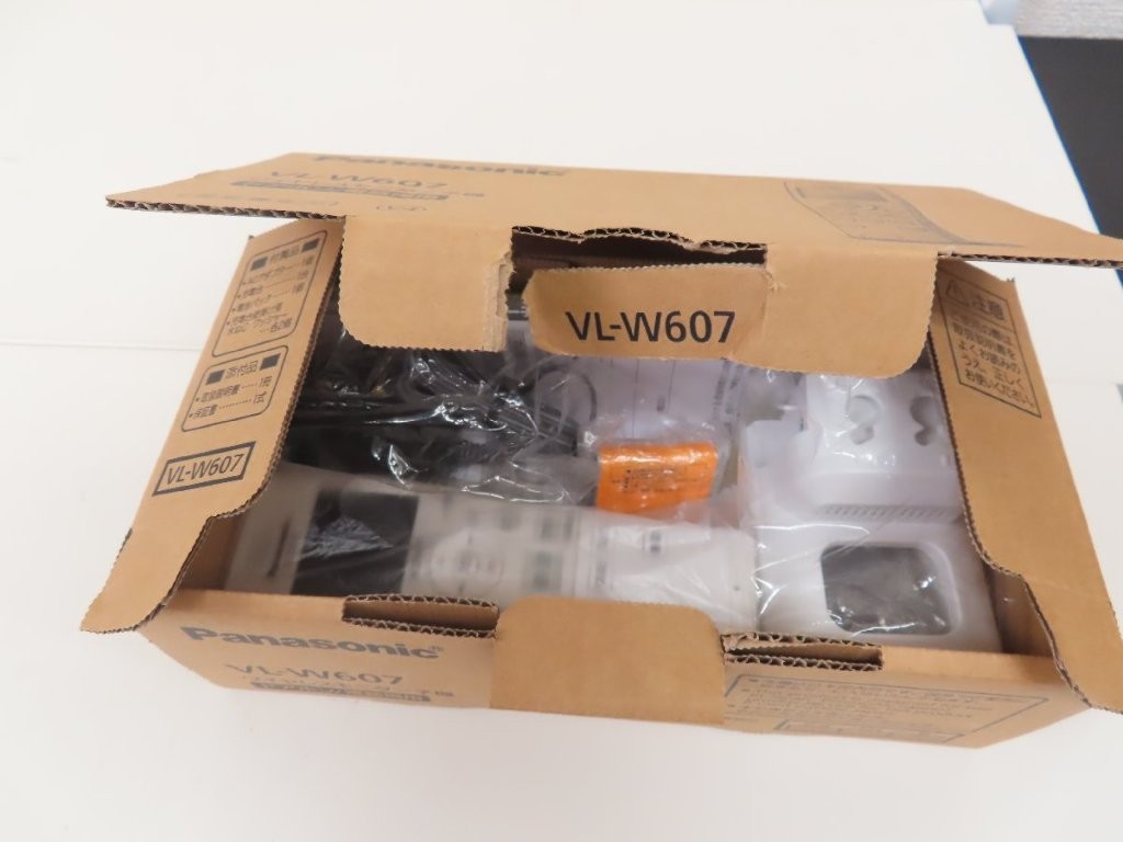 vl-w607-03.jpg